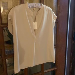 Beautiful boutique Grade & Gather cream Blouse